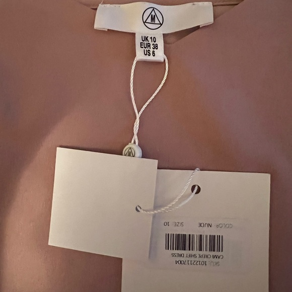 Misguided cami shift dress - Picture 2 of 2